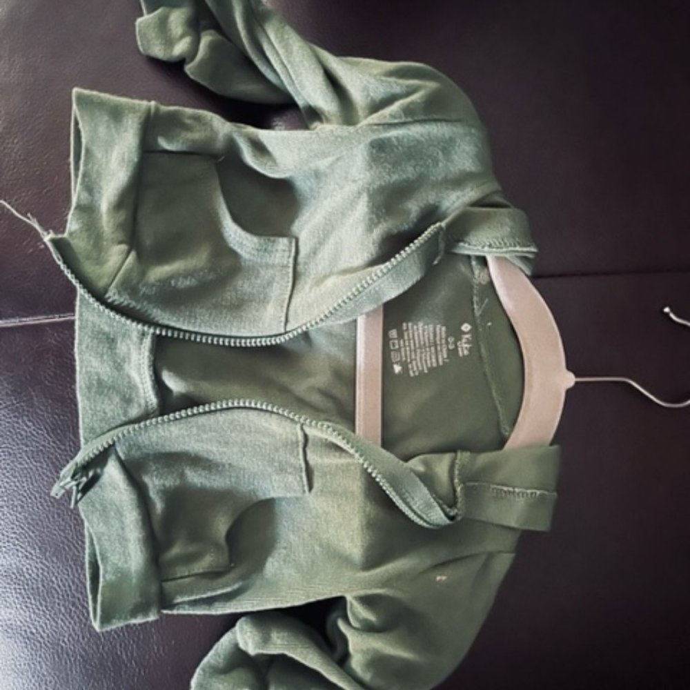 Kyte Baby Green Hoodie Sweatshirt